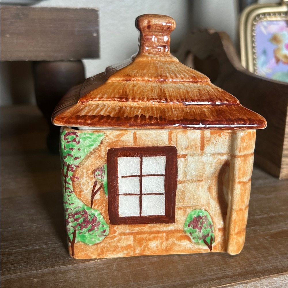 Cottage Shaped Cottage Ware Teapot Sugar Bowl or Jam Pot Westminster Vintage. - Picture 12 of 17